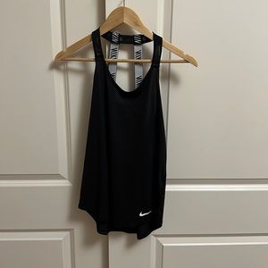 Nike Tank Black Size Medium
